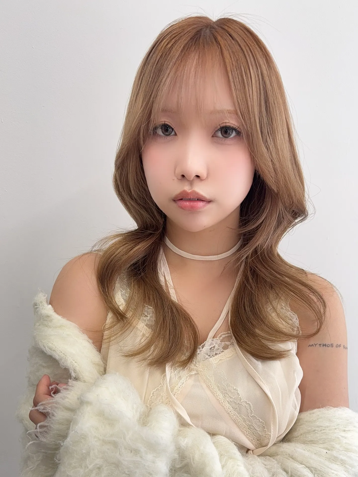 ミルクティーベージュ